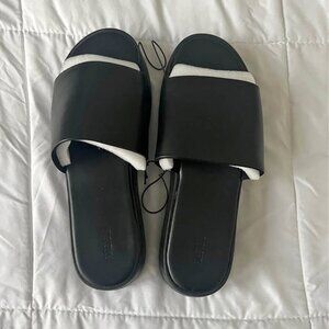 Platform sandals